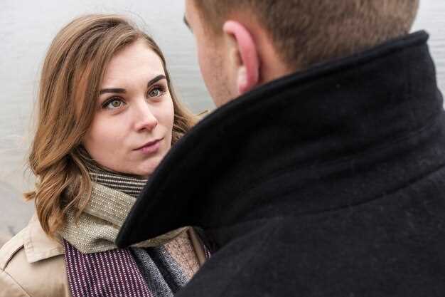 Почему женщина смотрит, но не отводит взгляд: скрытые сигналы