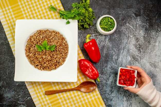 Гречка с куриными ножками и овощами в духовке